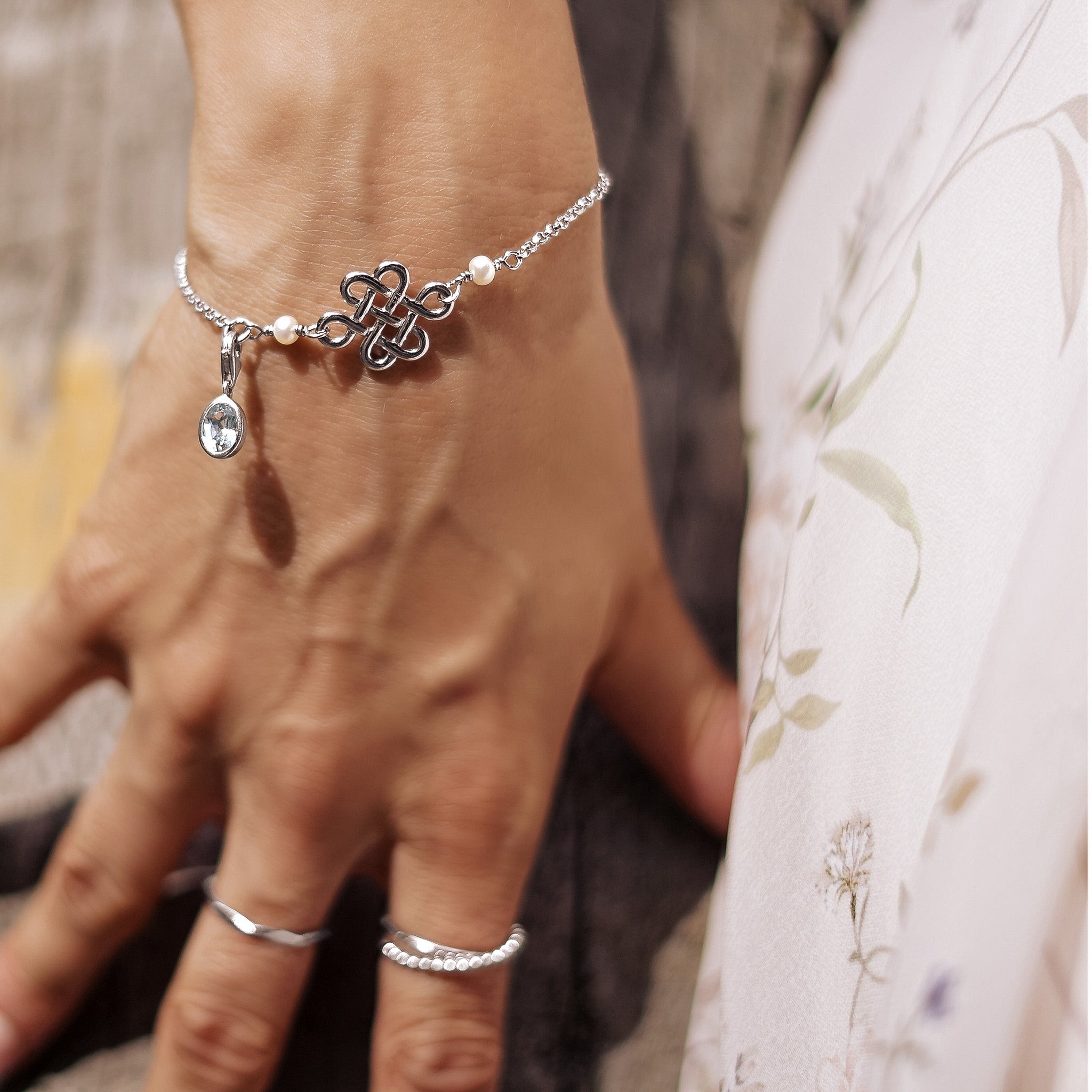 Glücksknoten Armband