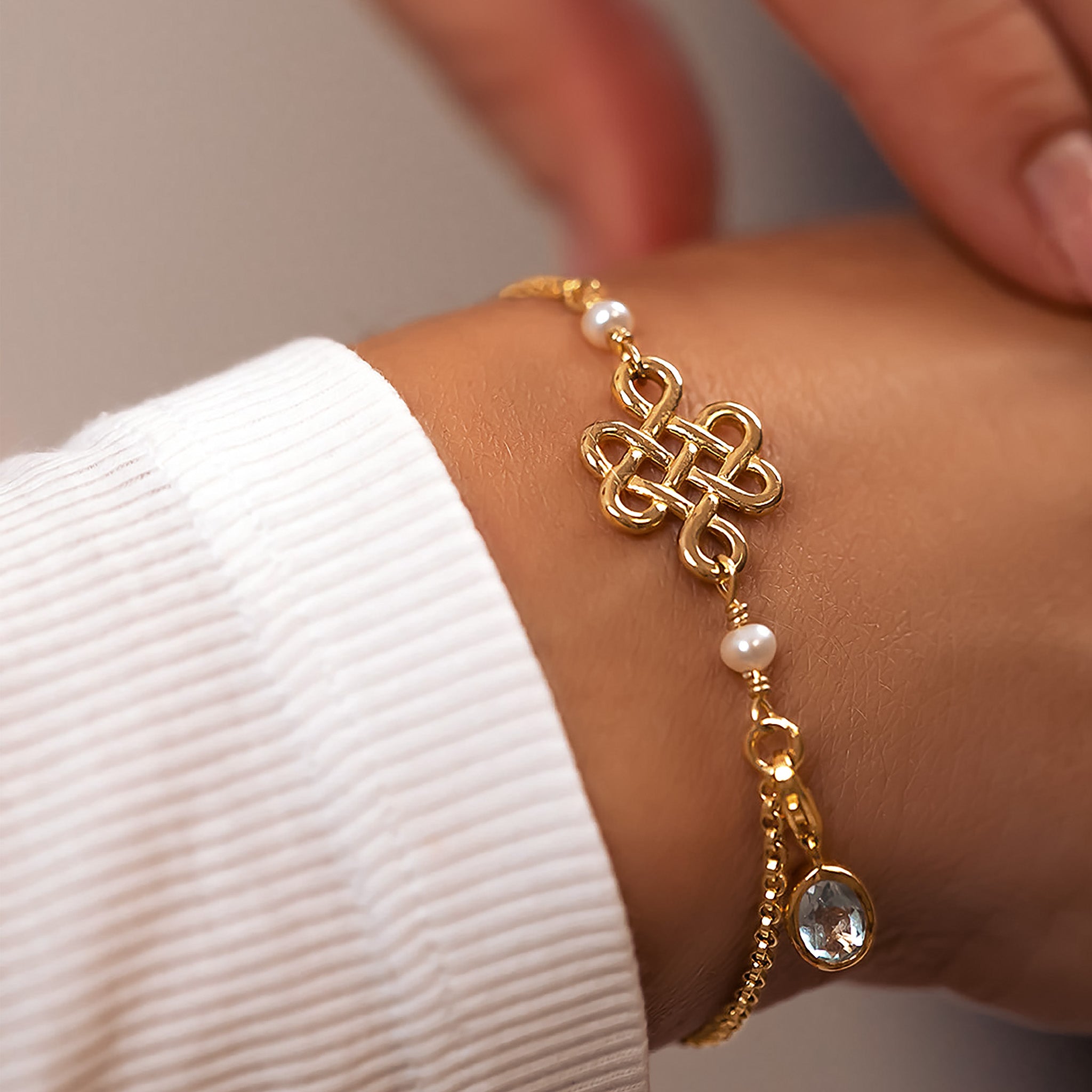 Glücksknoten Armband