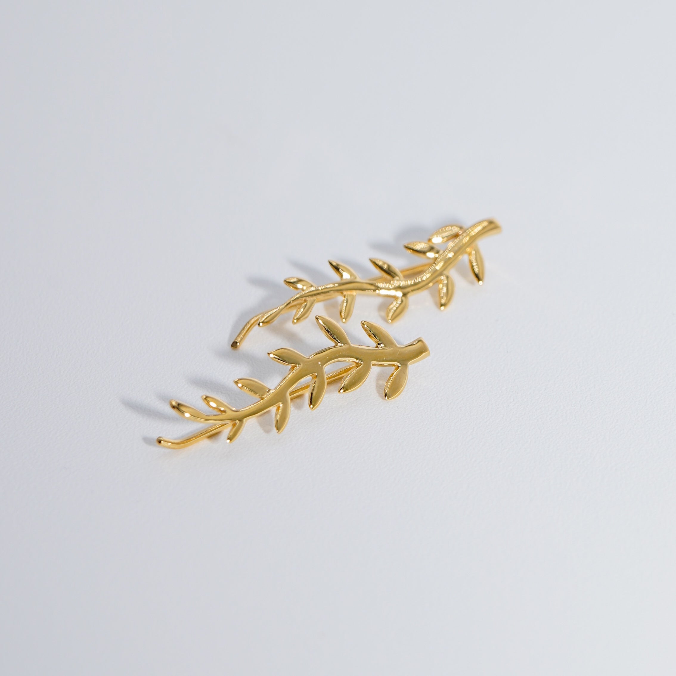 Olive Ear Climber