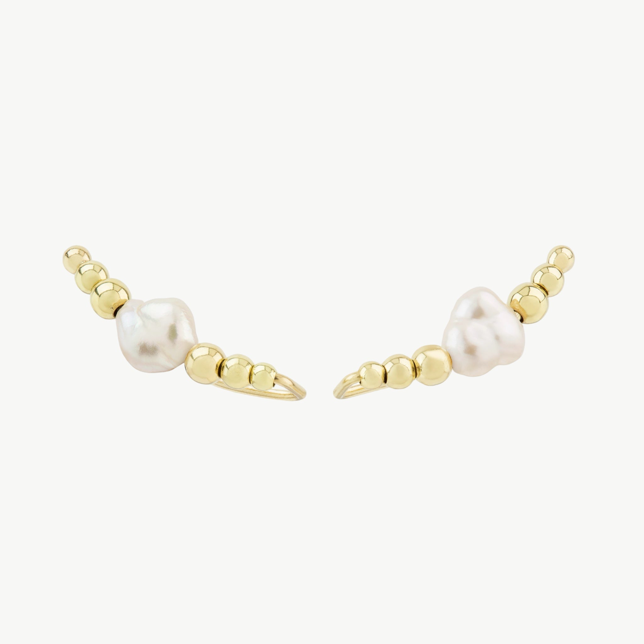 Nubecita Ear Climber